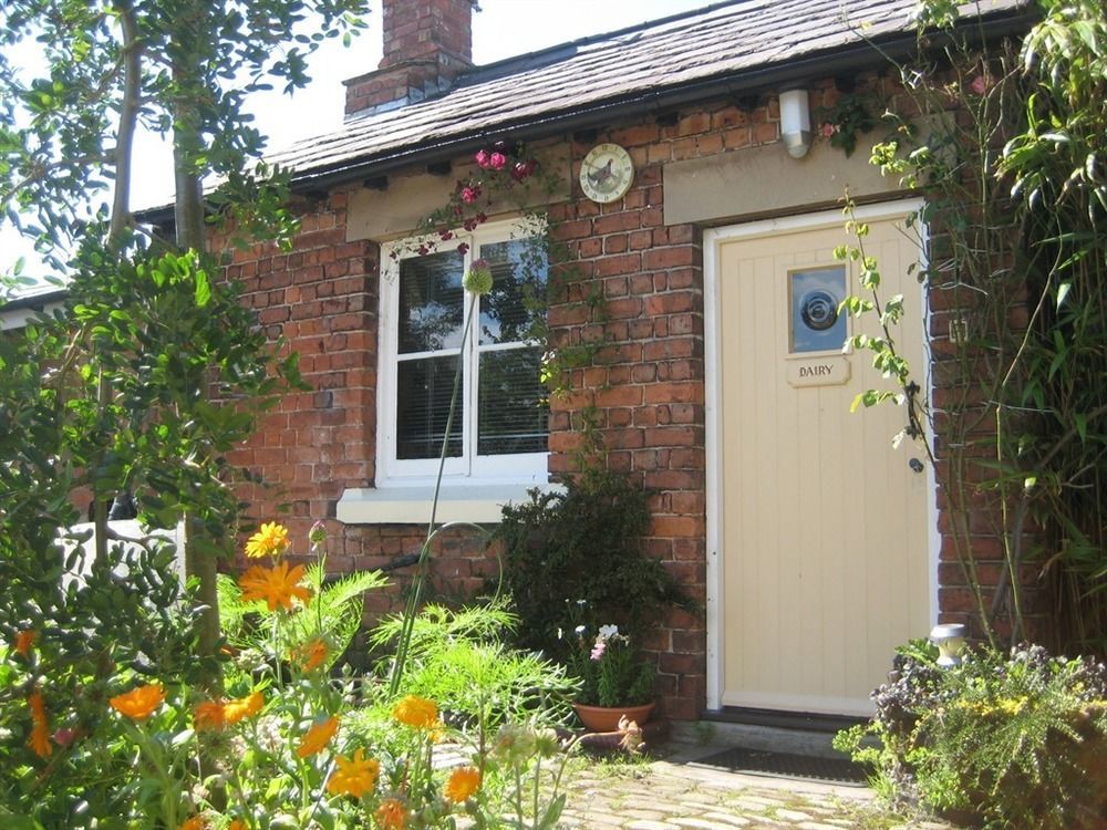 Burscough Martin Lane Farm Holiday Cottages מראה חיצוני תמונה